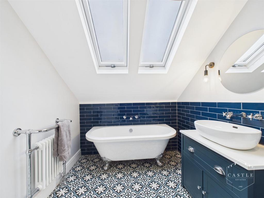 Family bathroom