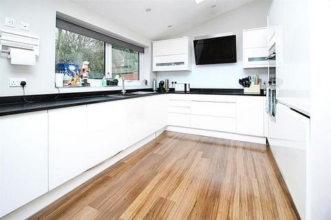 4 bedroom semi-detached house for sale, Manscroft Road, Hemel Hempstead HP1