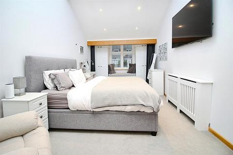 4 bedroom semi-detached house for sale, Manscroft Road, Hemel Hempstead HP1