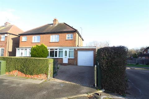 3 bedroom semi-detached house for sale, Cottingham Grove, Bletchley, Milton Keynes