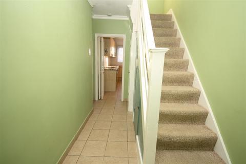3 bedroom semi-detached house for sale, Cottingham Grove, Bletchley, Milton Keynes