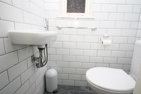 3 bedroom semi-detached house for sale, Cottingham Grove, Bletchley, Milton Keynes