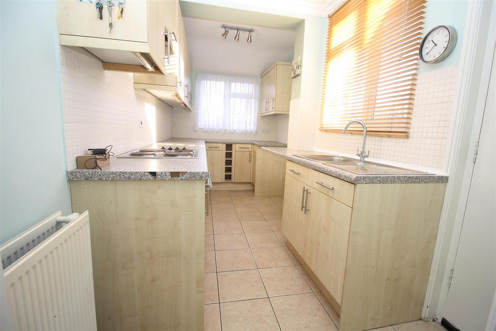 Kitchen a.JPG