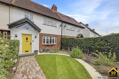 George Lane, Hayes, Bromley, BR2