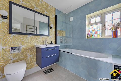 3 bedroom terraced house for sale, George Lane, Hayes, Bromley, BR2