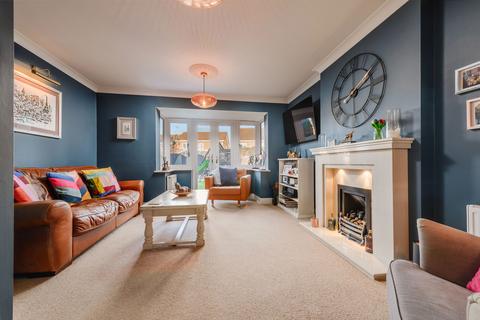 5 bedroom detached house for sale, Halcyon Court, Telford TF2