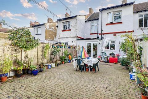 undefined, Fairmead Avenue, Westcliff-On-Sea SS0
