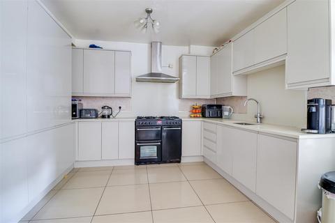 undefined, Fairmead Avenue, Westcliff-On-Sea SS0