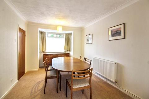 4 bedroom detached house for sale, Craigwell Avenue, Aylesbury