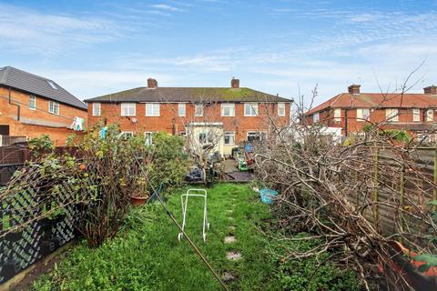 2 bedroom terraced house for sale, Abbey Road, Aylesbury