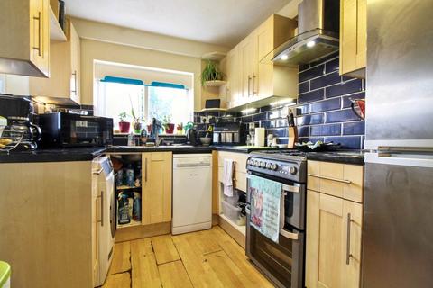 2 bedroom terraced house for sale, Abbey Road, Aylesbury