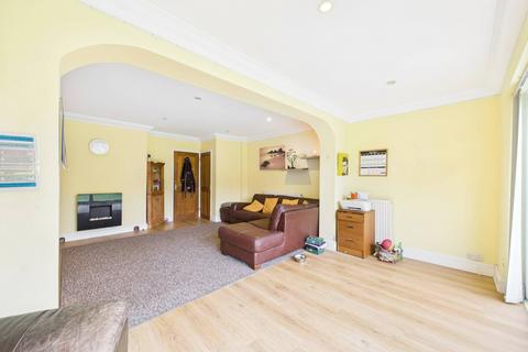 3 bedroom semi-detached house for sale, Valley Crescent, Wokingham, Berkshire, RG41