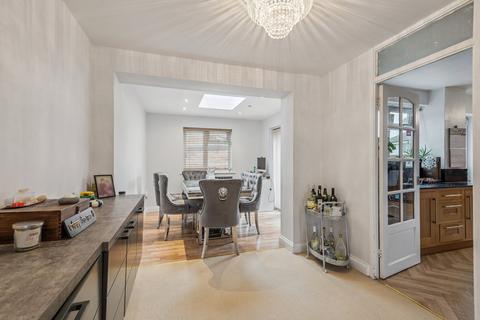 4 bedroom detached house for sale, Spurrs Close, Hitchin, SG4