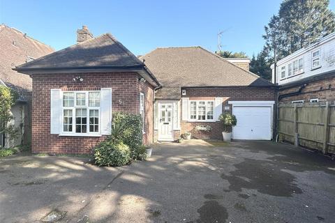 4 bedroom detached house for sale, The Rutts, Bushey WD23