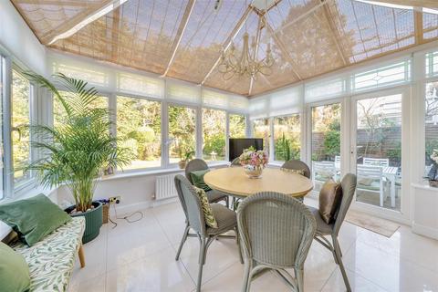 4 bedroom detached house for sale, The Rutts, Bushey WD23