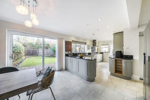 3 bedroom semi-detached house for sale, Chaldon Way, Coulsdon CR5