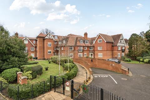 2 bedroom flat for sale, Bridgewater Road, Weybridge, KT13