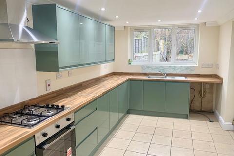 3 bedroom terraced house to rent, Folkestone CT20