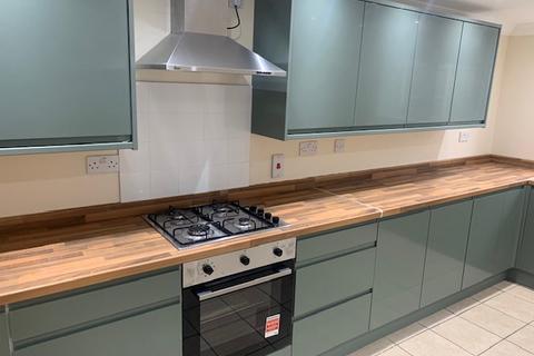 3 bedroom terraced house to rent, Folkestone CT20