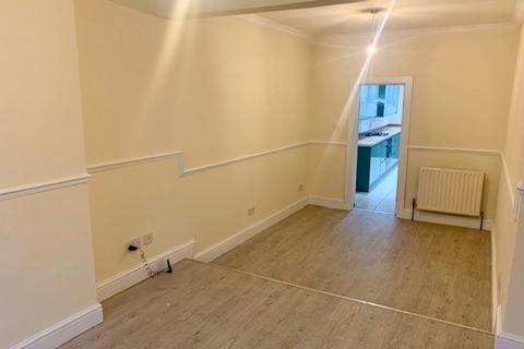 3 bedroom terraced house to rent, Folkestone CT20
