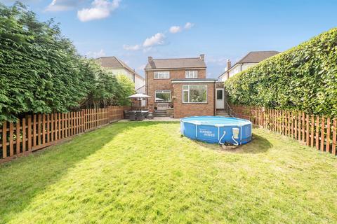 undefined, Bishops Close, Coulsdon CR5
