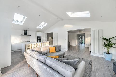 undefined, Coulsdon Road, Coulsdon CR5