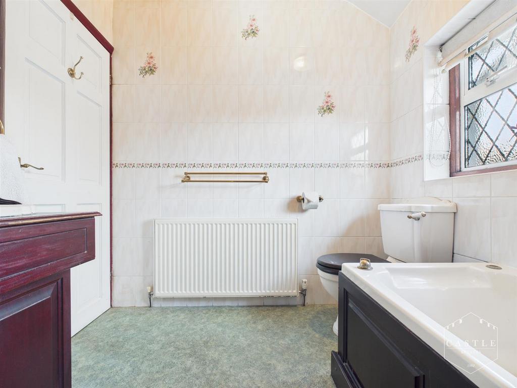 Family bathroom