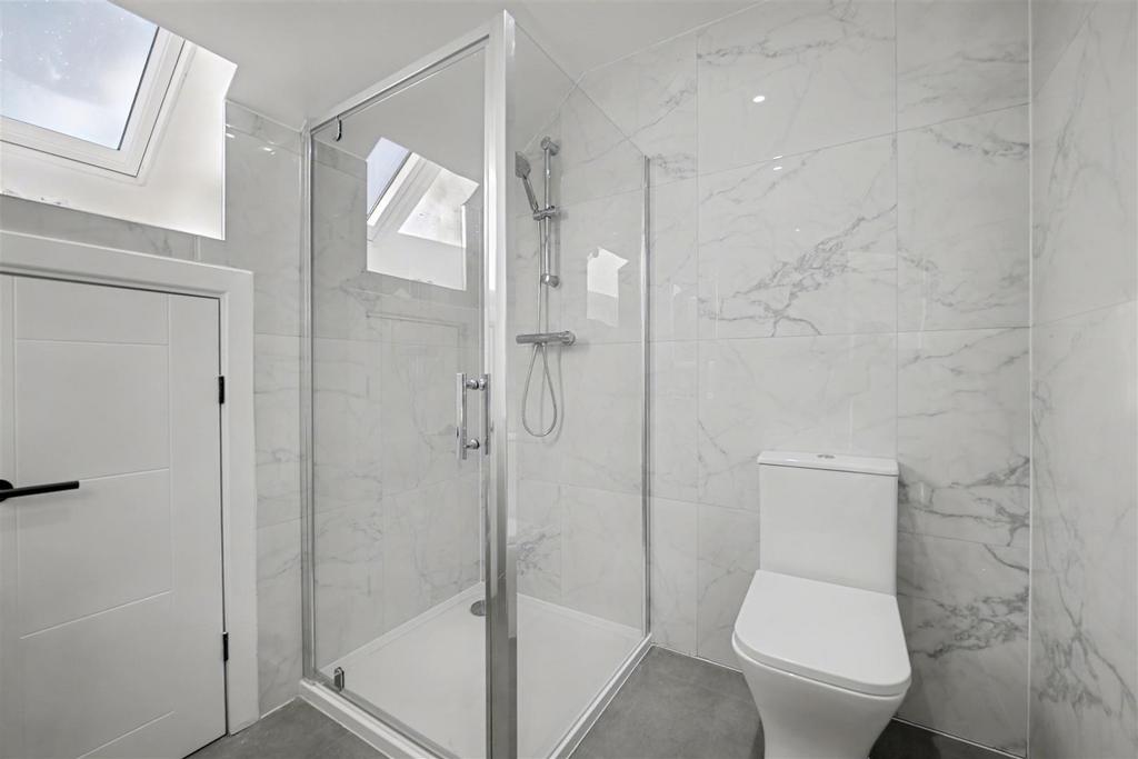 Shower Room.jpeg