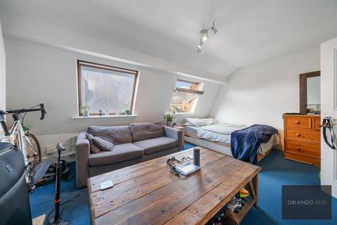 Studio for sale, Landor Road, Clapham