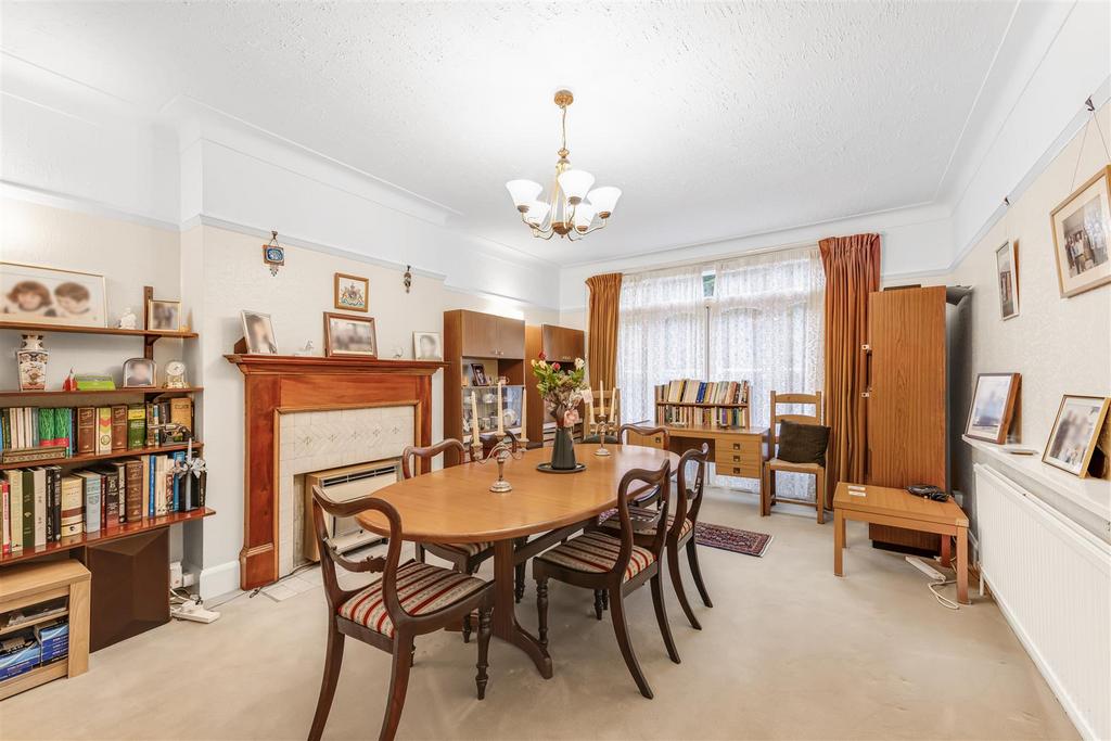 James anderson - penrhyn crescent 29 .jpg