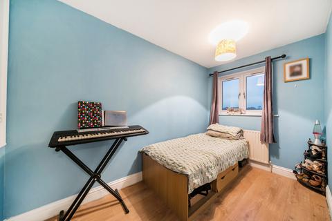 undefined, Gatcombe Close, Chatham, Kent