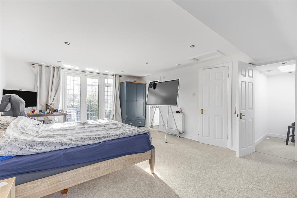 James anderson-575 upper richmond road-tw10  13 .j