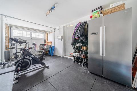 4 bedroom townhouse for sale, Rapson End, Sittingbourne, Kent