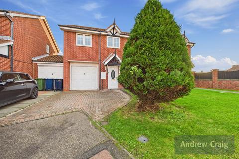 4 bedroom semi-detached house for sale, Hopkins Court, Sunderland