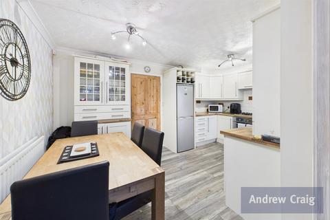 4 bedroom semi-detached house for sale, Hopkins Court, Sunderland