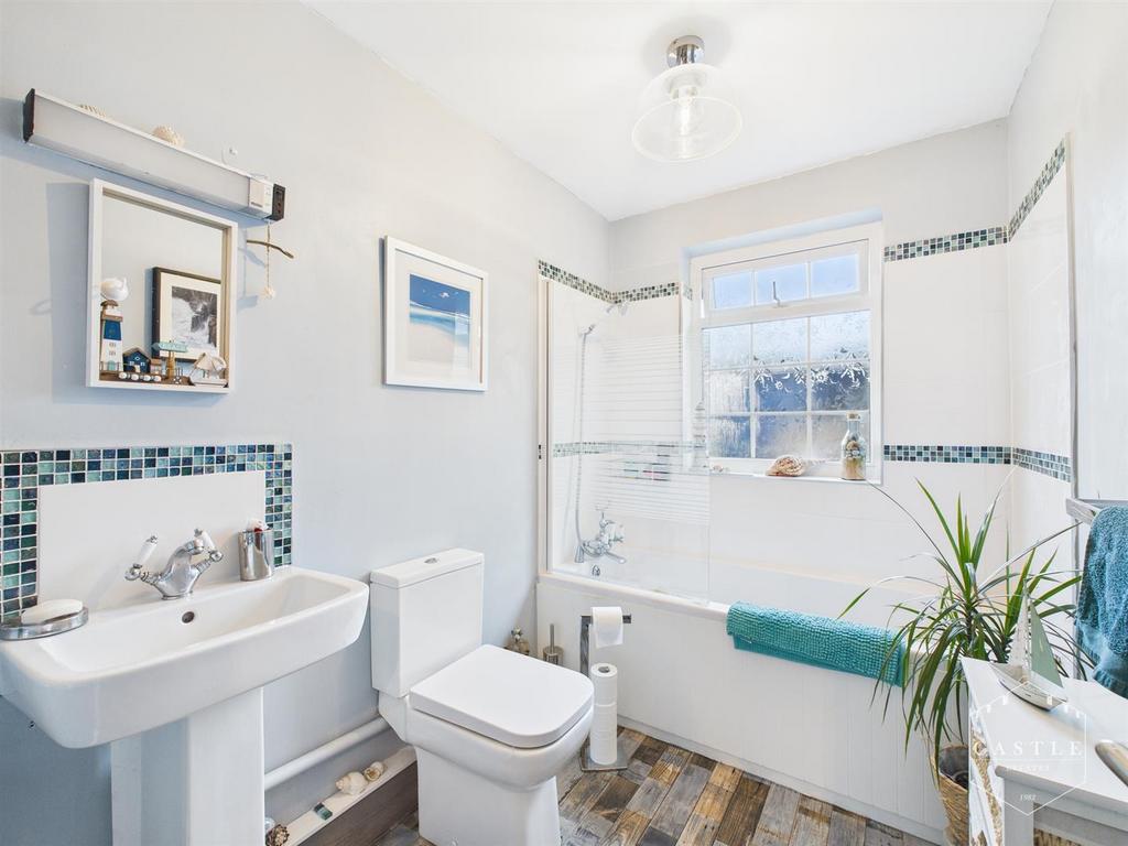 Family bathroom