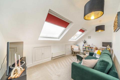 1 bedroom flat for sale, Undine Street, London SW17