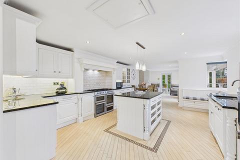 4 bedroom semi-detached house for sale, 381 Beverley Road, Anlaby