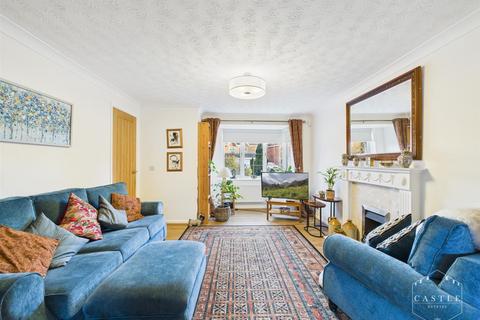 3 bedroom detached house for sale, Knapton Close, Hinckley