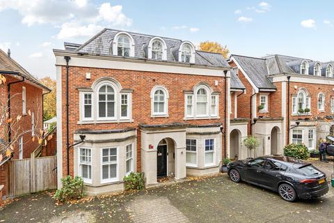 4 bedroom house for sale, Oatlands Chase, Weybridge, KT13