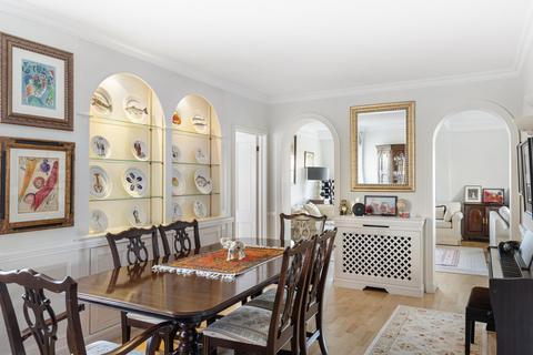 4 bedroom flat for sale, Rivermead Court, Ranelagh Gardens, London, SW6