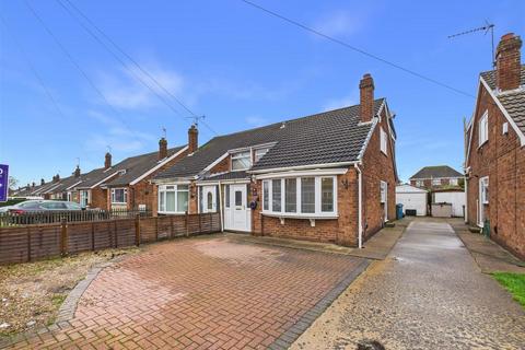 3 bedroom semi-detached house for sale, Randsfield Avenue, Brough