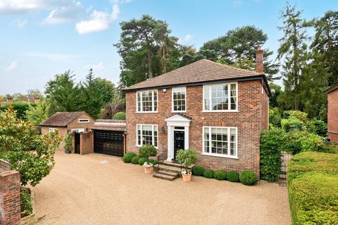 5 bedroom detached house for sale, Winterbourne Grove, Weybridge, KT13