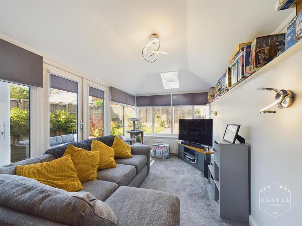 Snug/family room