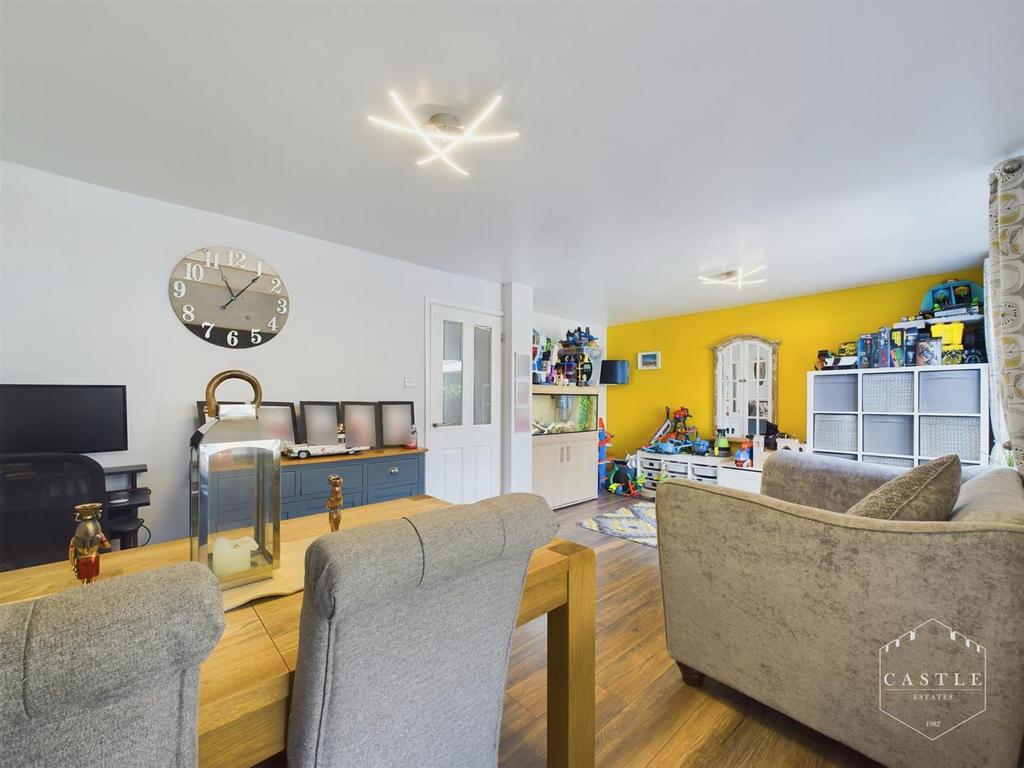 Lounge/dining room
