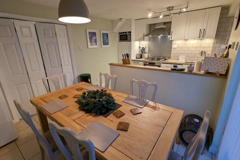 3 bedroom semi-detached house for sale, Prestbury Road, Loughborough, LE11