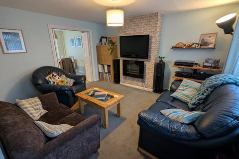 3 bedroom semi-detached house for sale, Prestbury Road, Loughborough, LE11