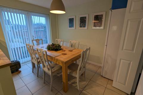 3 bedroom semi-detached house for sale, Prestbury Road, Loughborough, LE11
