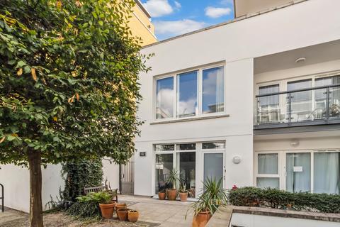 3 bedroom house for sale, Osiers Road, London, SW18
