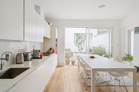 3 bedroom house for sale, Osiers Road, London SW18